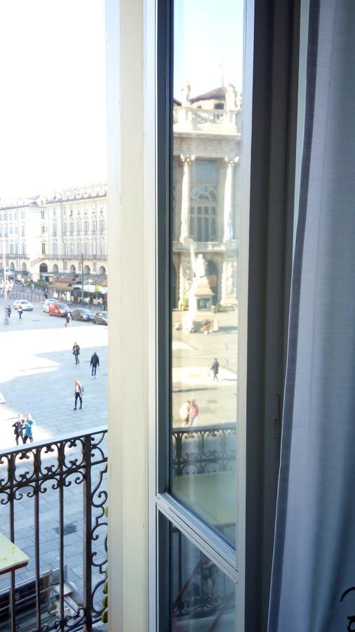 Piazza Castello 3*