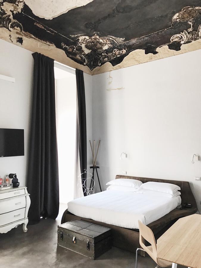 Piazza Castello Aparthotel 3*