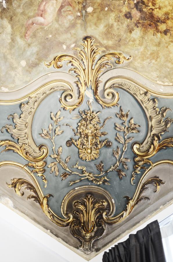 Aparthotel Piazza Castello 3*