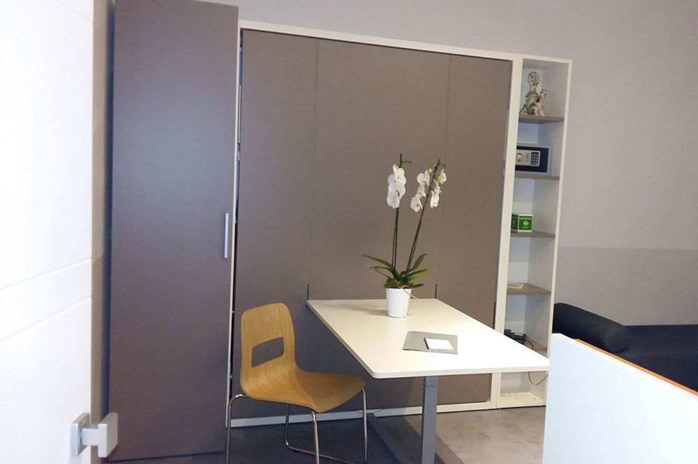 Aparthotel Piazza Castello 3*